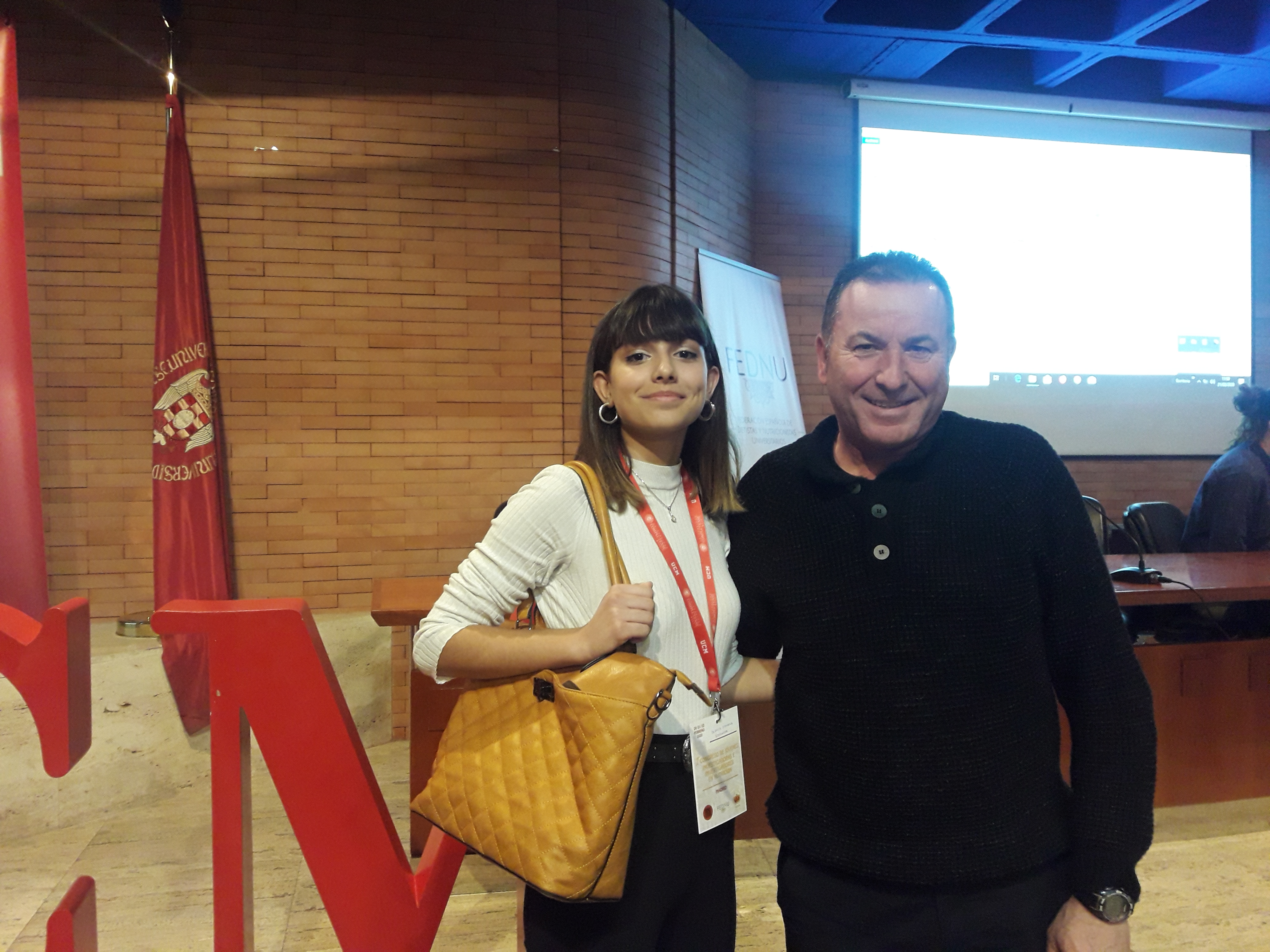 Jessica Staykova, alumna del Instituto Valle del Ebro, participa en el I congreso de Jóvenes Investigadores en Nutrición